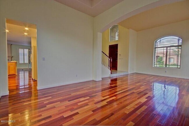 Building Photo - COMING SOON!! 5 bed 3 bath, 3000 + SFT with pool in Carino Estates, Chandler