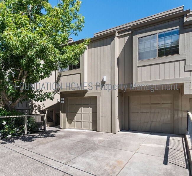 Building Photo - Super Clean Pacheco Valley Townhouse w/Central AC - FOUNDATION