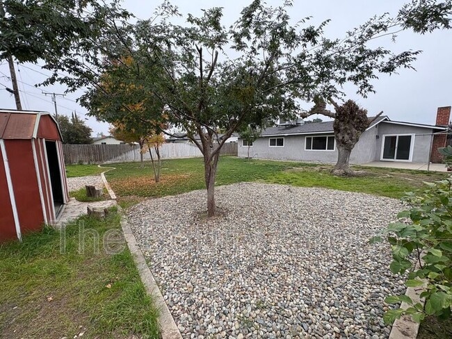 Building Photo - 4122 W Monte Vista Ave