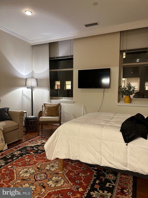 Building Photo - 1600 Arch St