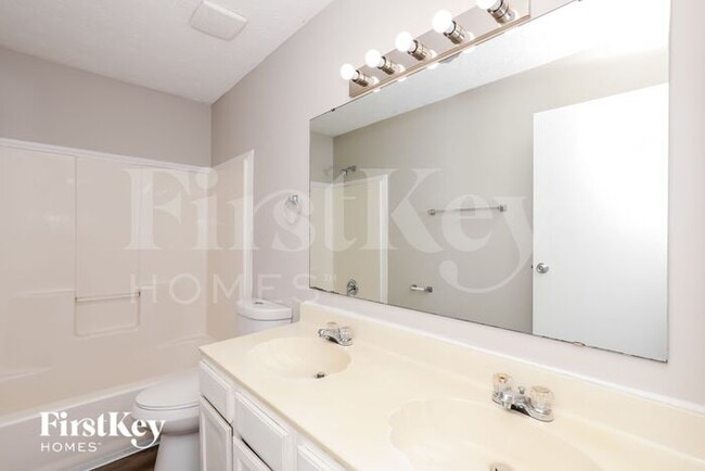 Building Photo - 5445 Pillory Way