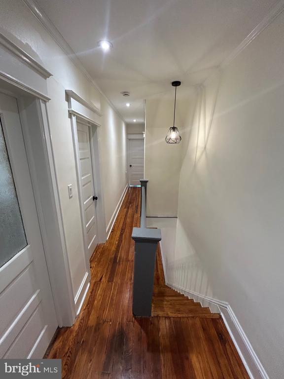 Building Photo - 52 Barnt Ave