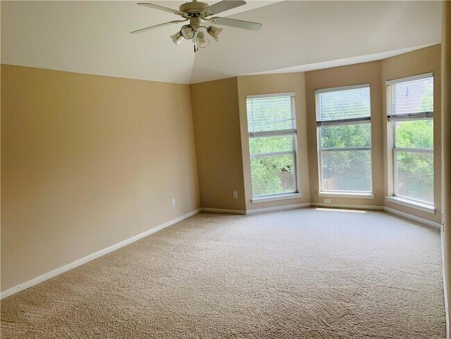 Building Photo - 3815 Lagoona Dr