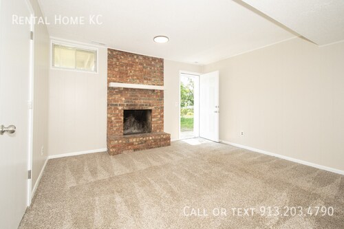 Building Photo - 16413 W 123rd St