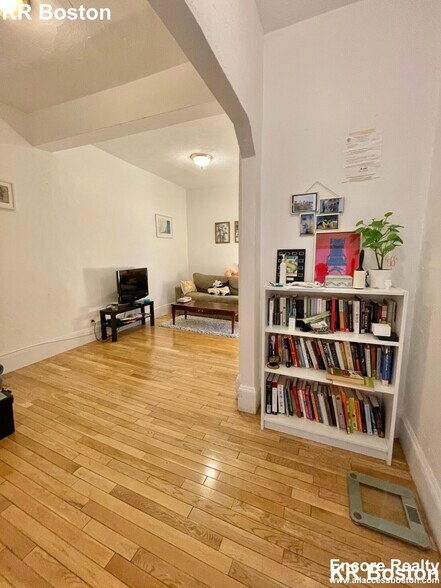 Building Photo - 235 Harvard Ave