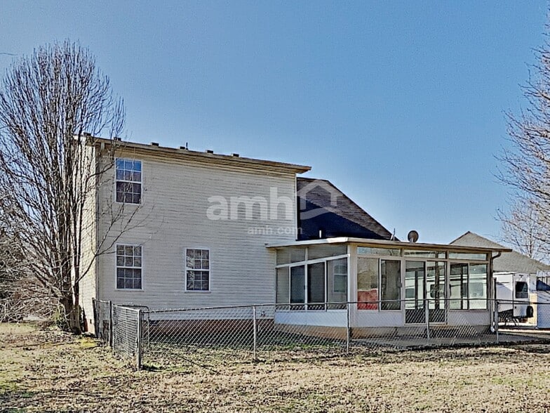 Building Photo - 3326 Conway Ct