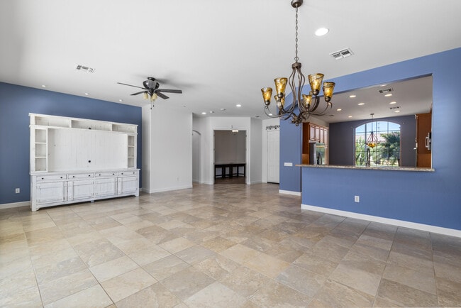 Building Photo - 40378 Corte San Carlos