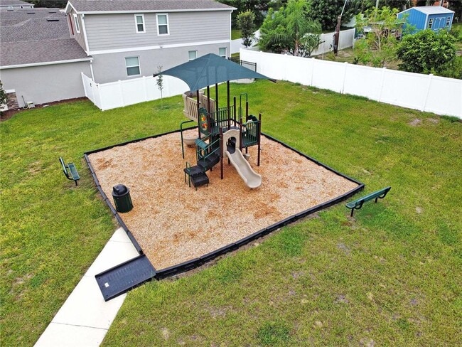 Building Photo - 832 Blue Creek Dr