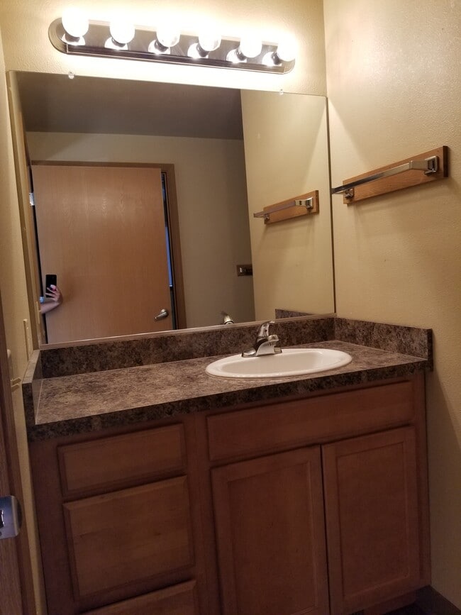 Building Photo - NE Timberlake