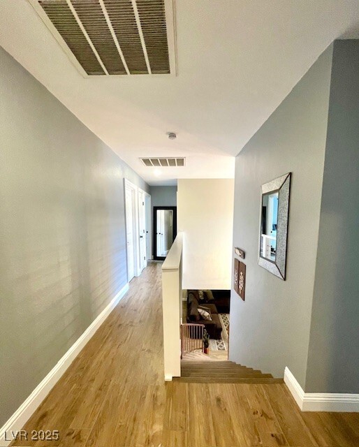 Building Photo - 2246 Windsor Dr