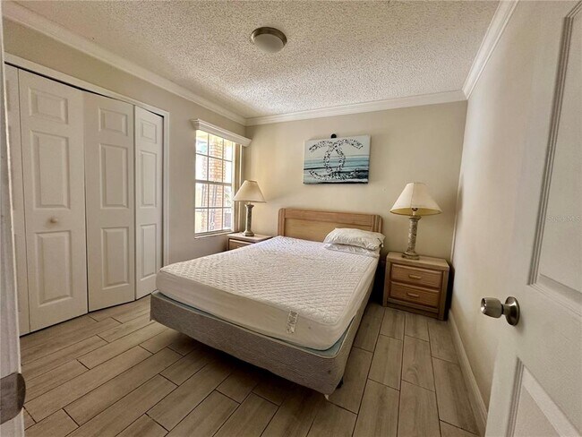 Building Photo - 5012 Laguna Bay Cir