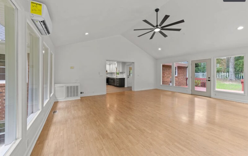 Building Photo - 3204 Manor Ridge Dr