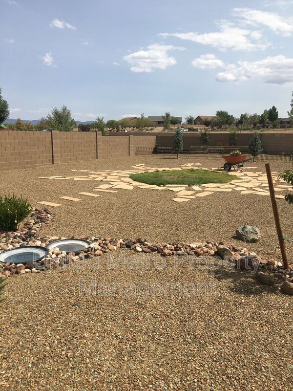 Building Photo - 6065 Haskins Ct