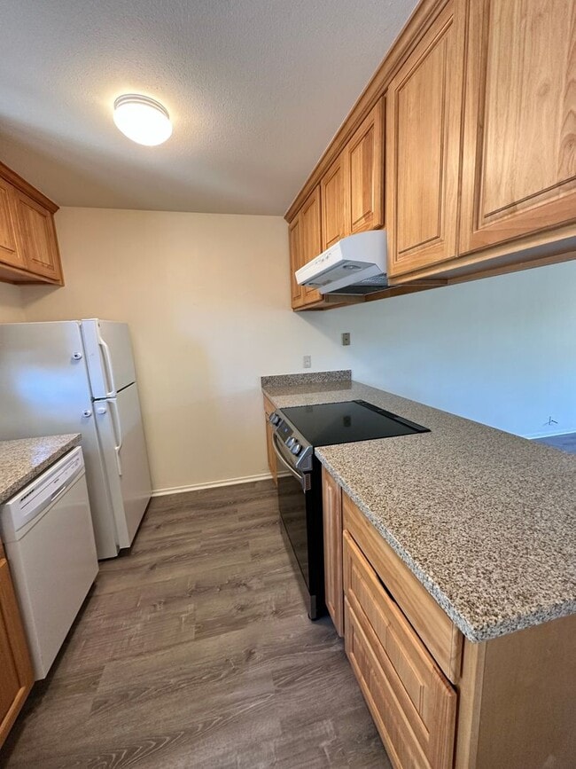 Building Photo - 3985 Dunhill St