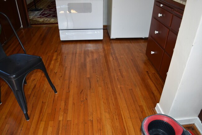 Kitchen Flooring, 100 year old Oak - 423 S Indiana St