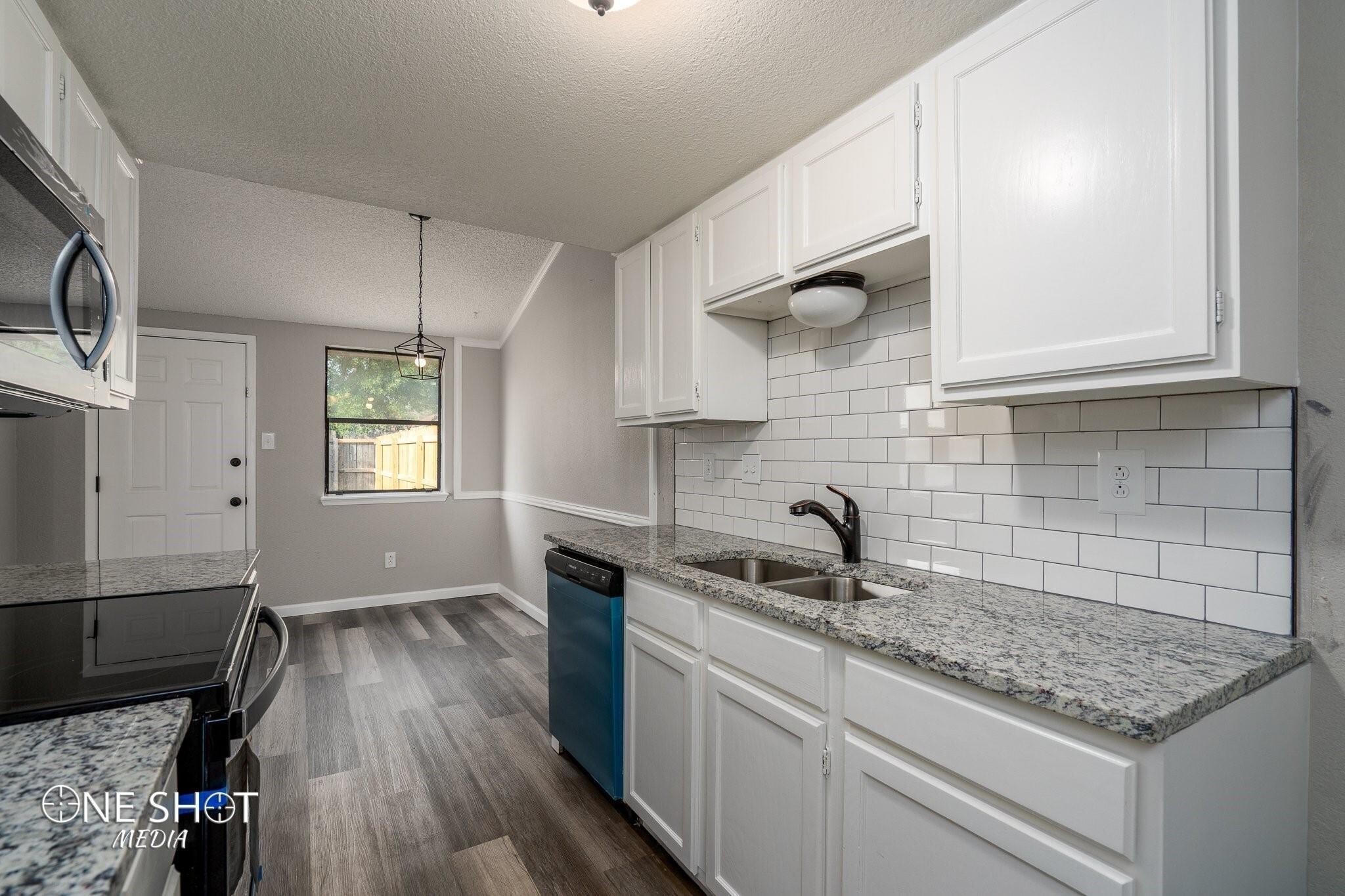 Building Photo - 1359 Yeomans Rd
