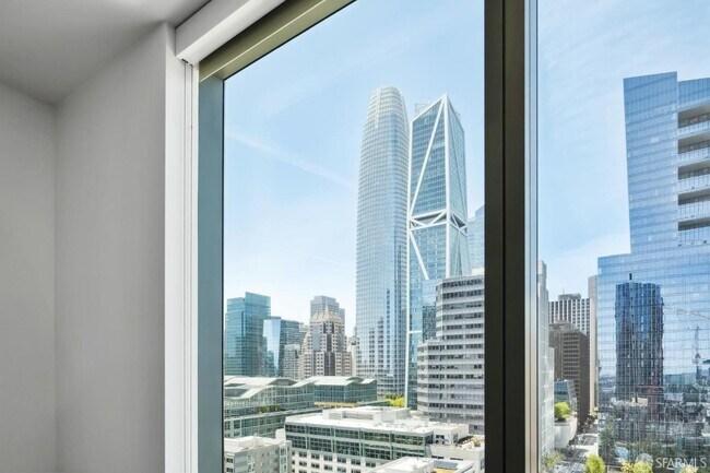 Building Photo - 201 Folsom St