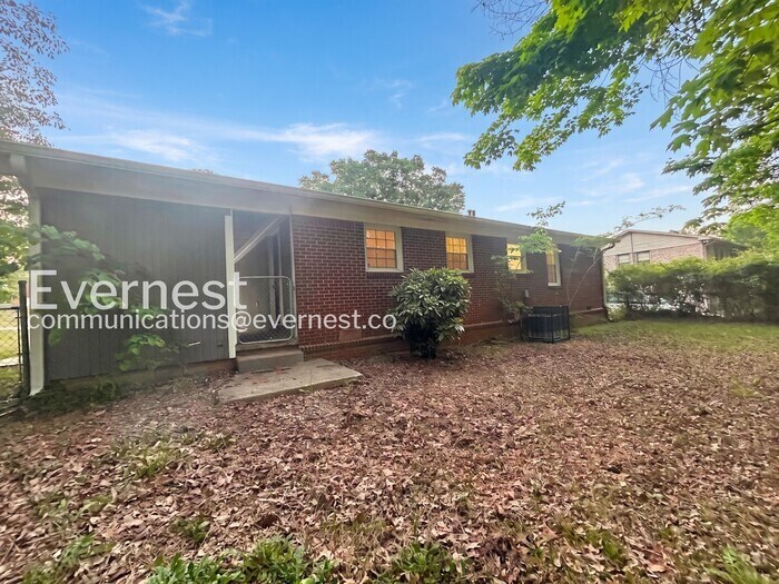 Building Photo - 5267 Joan of Arc Pl