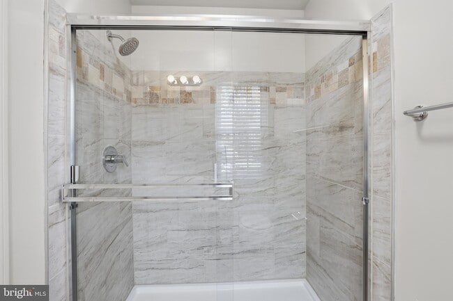 Building Photo - 2844 Yarling Ct