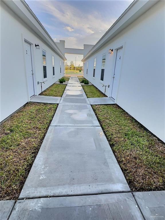 Building Photo - 12 Ventura Ave