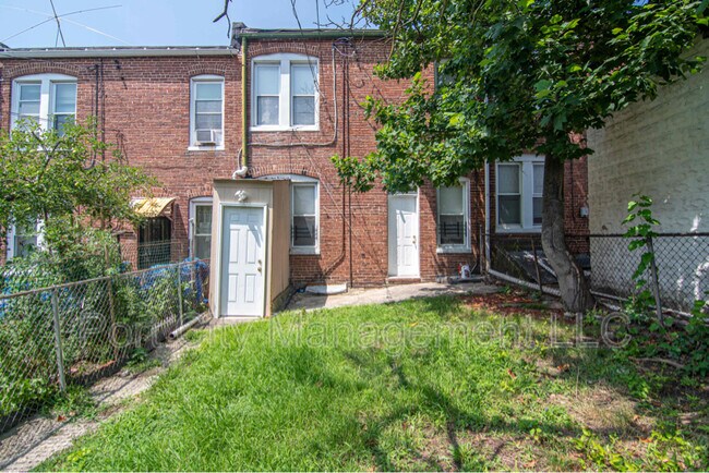 Building Photo - 5 S Wickham Rd