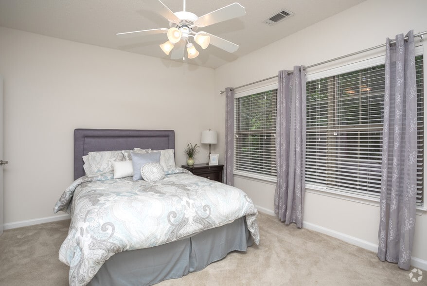 2BR, 2BA - 1,463 SF - Greystone Farms Reserve
