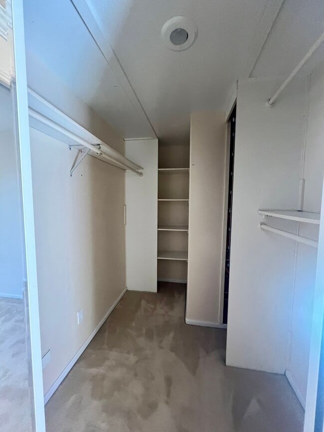 Building Photo - 5 Bedroom in Gated Birch Bay Community!