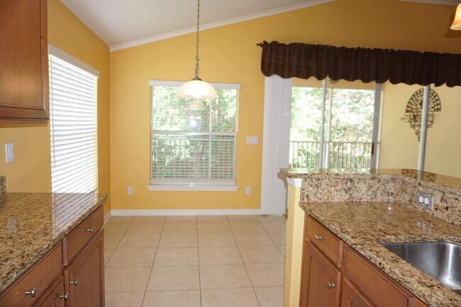 Building Photo - 2 Bedroom 2 Bathroom 55+ Community