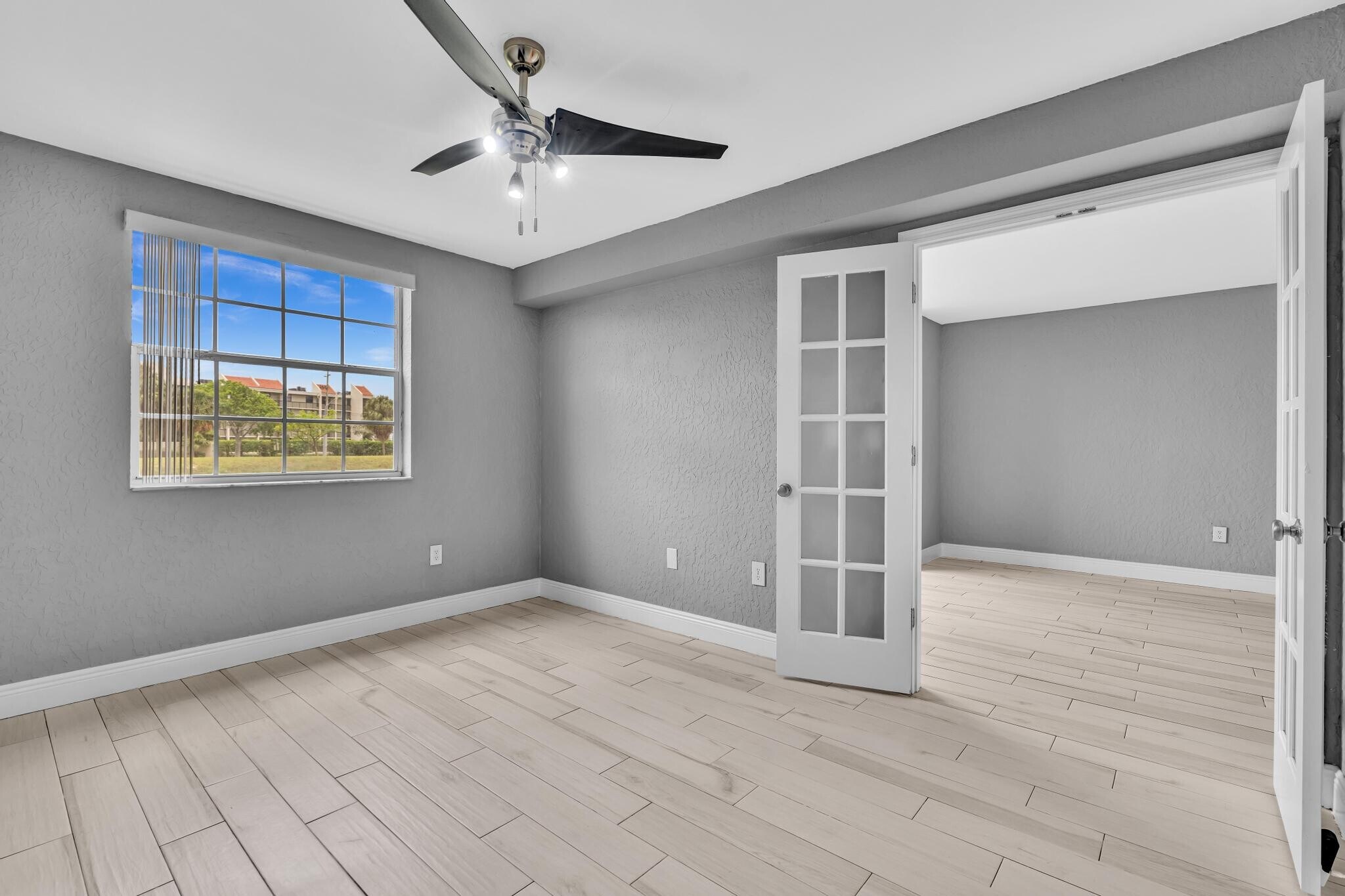 Building Photo - 2851 N Oakland Forest Dr