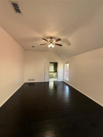 Building Photo - 3047 Renaissance Ct