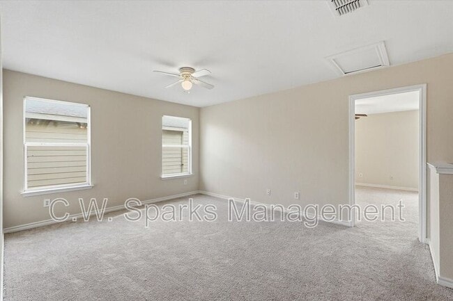 Building Photo - 3009 Dusty Oak Dr