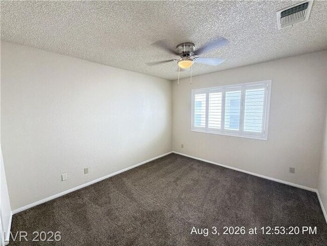 Building Photo - Beautiful Home with Private Balcony, Fireplace & Granite Kitchen
