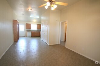 Building Photo - 417-419-421 N Blue Jay Ct.