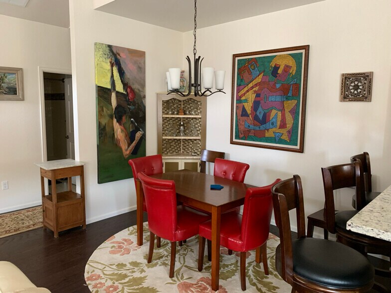 Building Photo - 15102 E Batavia Pl