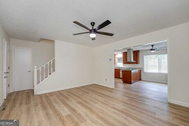 Building Photo - 133 Bishop Rd NW