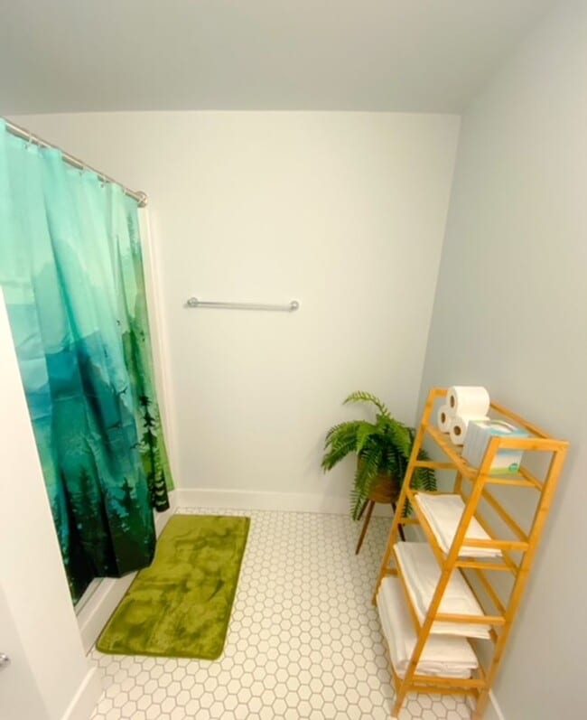 Building Photo - 2 Bedroom 2 Bathroom Loft Near Loveland Bi...