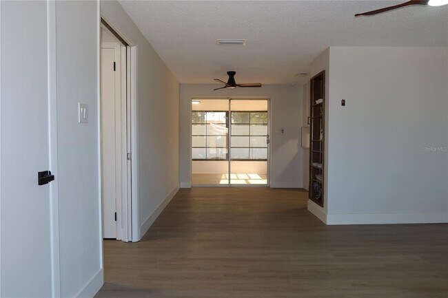 Building Photo - 1808 Harpoon Dr