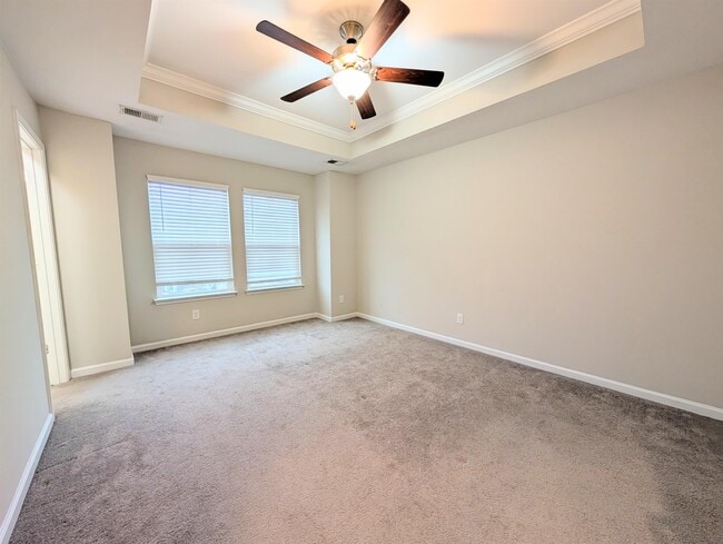 Building Photo - 129 Goldenrod Cir