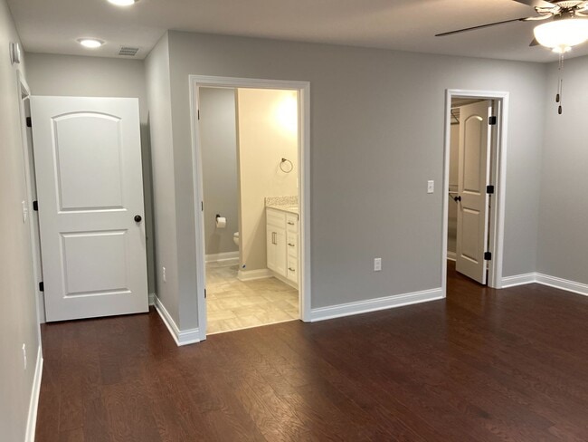 Building Photo - 116 Legacy Ct