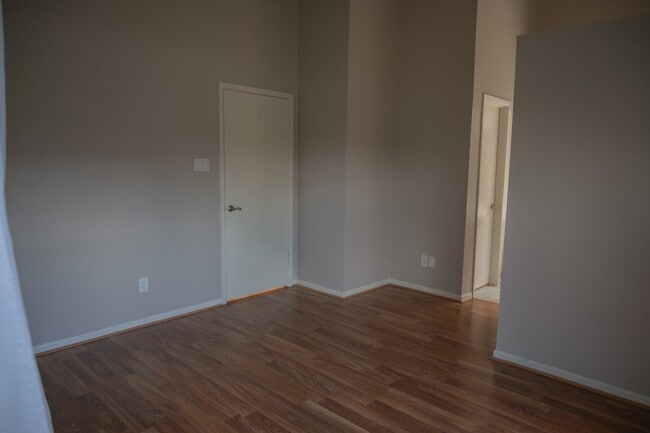 Building Photo - 1482 Gemini St