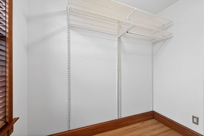 Building Photo - 702 Bloomfield St