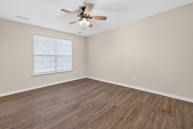 Building Photo - Available Now! Charming 3BR Ranch with 2-Car Garage Near Downtown Winston-Salem