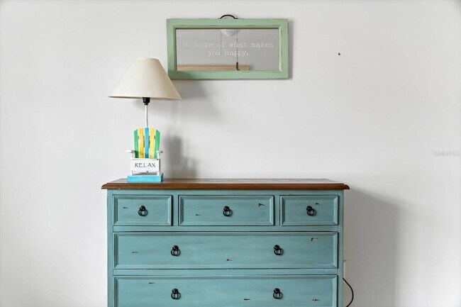 Building Photo - 6708 Sarasea Cir