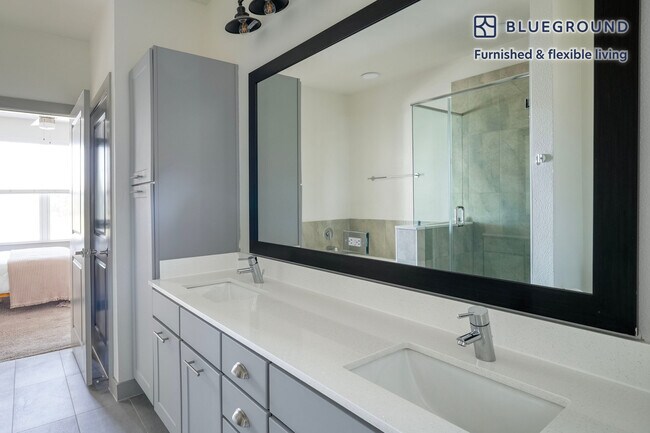 Building Photo - 2001 Ed Bluestein Blvd