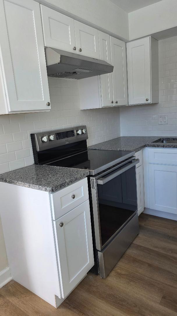 Building Photo - 5 Arrowhead Dr