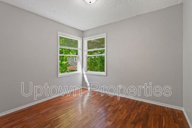 Building Photo - 11551 SW 64th Ave
