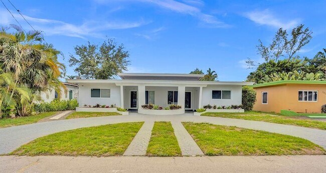 Primary Photo - 2018 NE 19th St