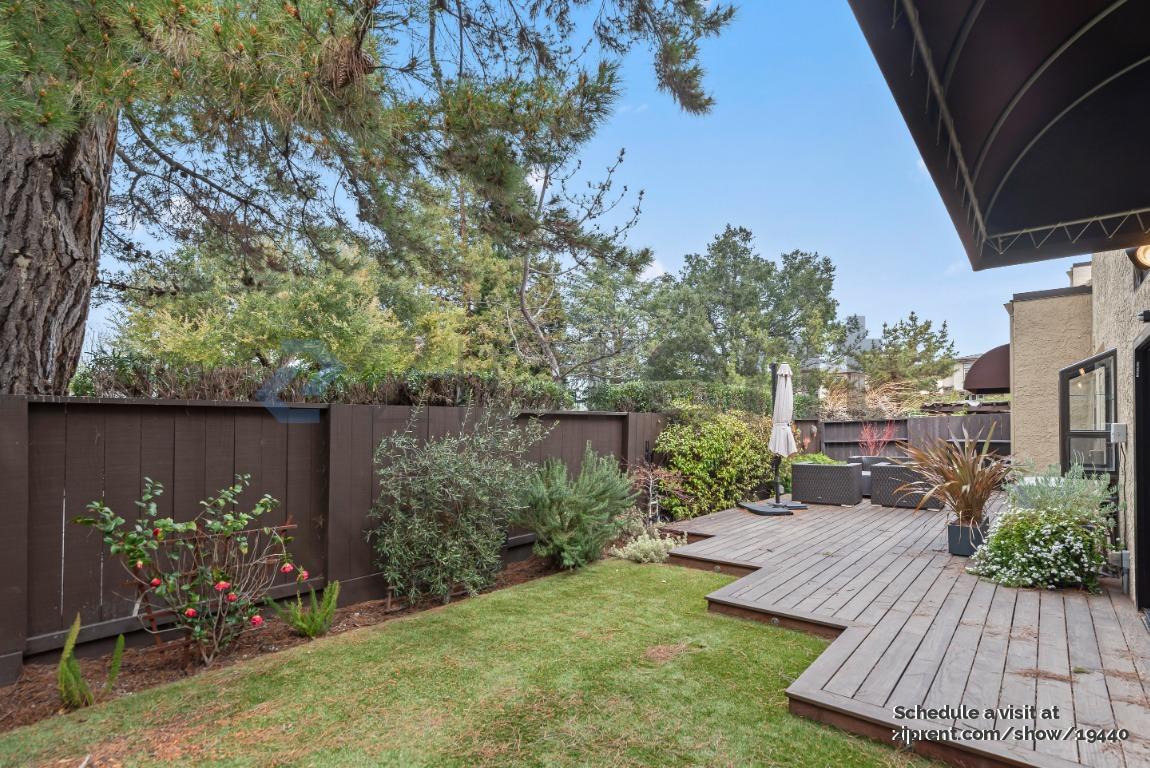 Building Photo - 272 Montebello Ave