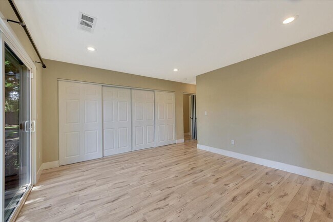 Building Photo - Wow! What a Great Home! SHORT TERM LEASE T...