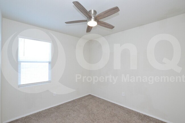 Building Photo - 44438 W Palo Aliso Way
